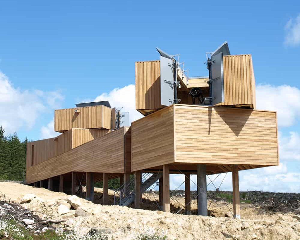 Double-Leaf-Access---Kiebler-Laboratory-1000x1000